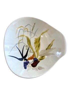 Vintage Redwing Pottery Handpainted Leaf & Berry Dish - Vintage Ceramic Decor -